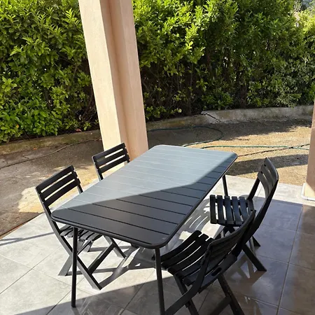 Apartment Joli T2 Dans Corte (Corsica)