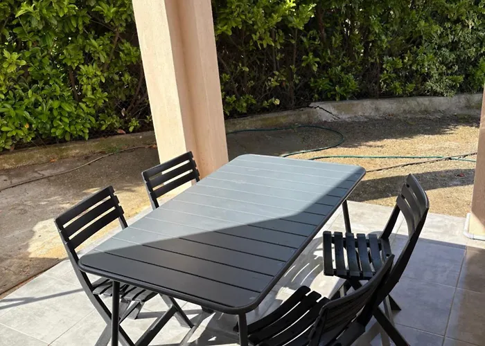 Apartment Joli T2 Dans Corte (Corsica)